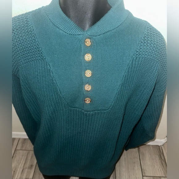 Eddie Bauer Other - Men’s pre own as is Green Eddie Bauer button up sweater cardigan size M medium